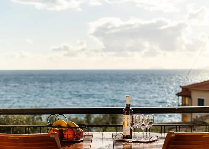 Sunset Serenity - Kardamili Seaside Getaway