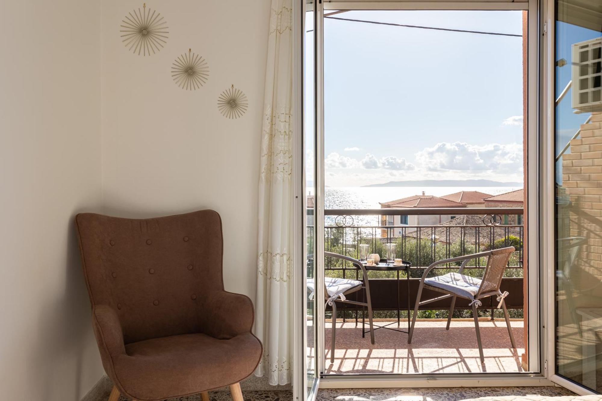 Apartment Sunset Serenity - Seaside Getaway *